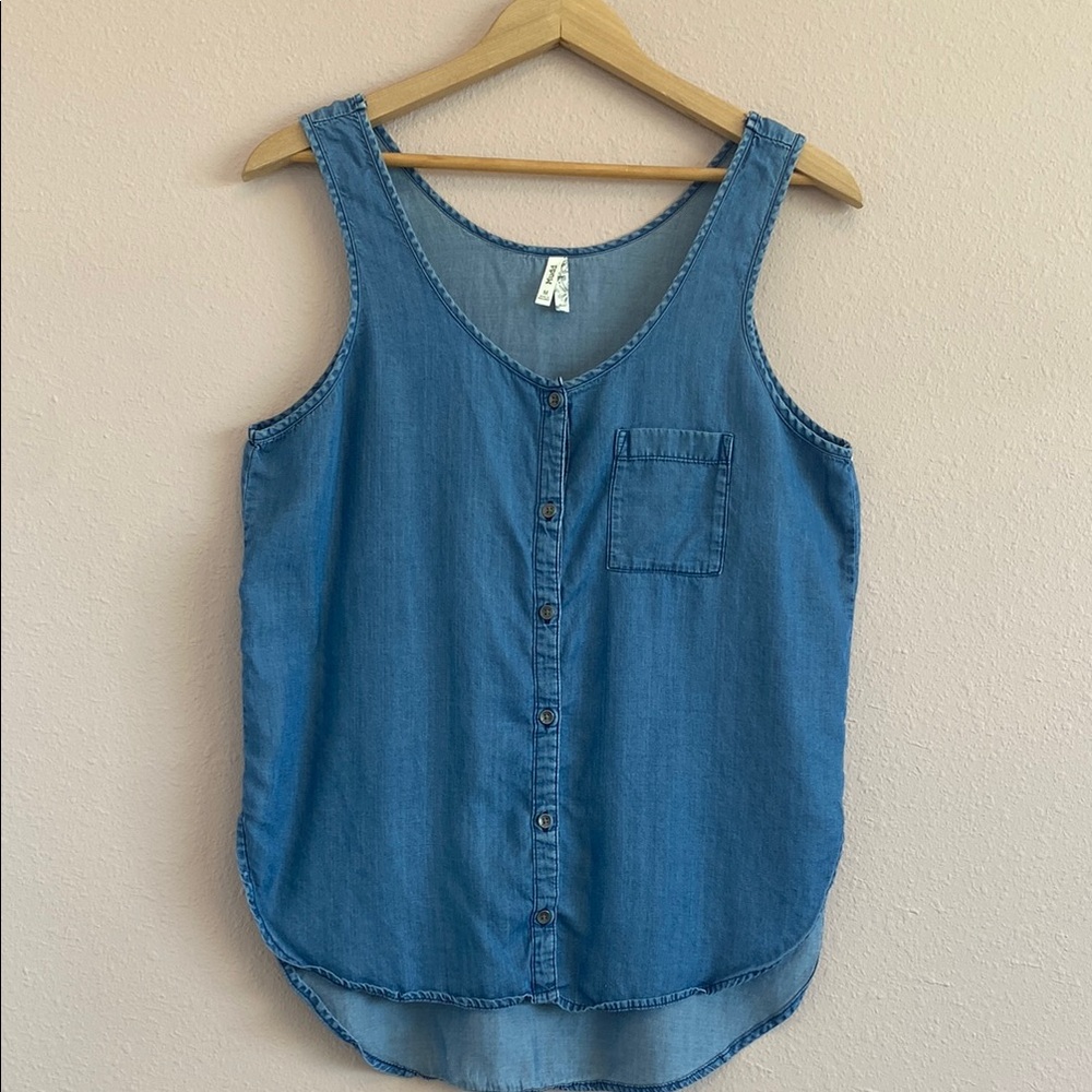 Mudd Denim Blue Sleeveless Button-Up Top Size M